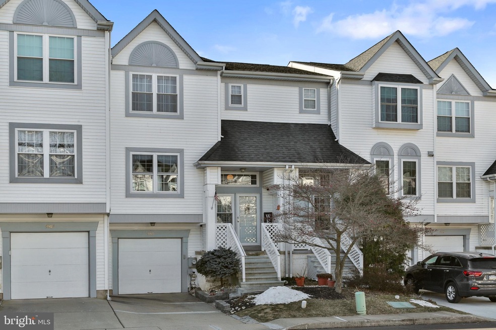 4005 Quaker Ct, North Wales, PA 19454 - photo 1