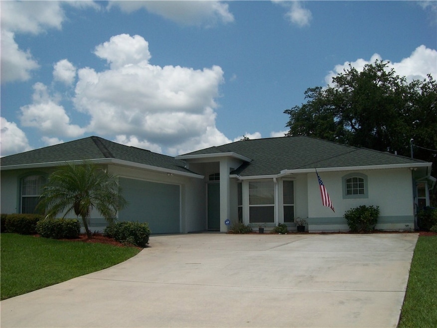 117 Curtis Cir, Sebastian, FL 32958 - photo 1