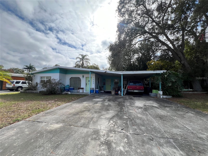 1945 Lakewood Dr, Clearwater, FL 33763 - photo 1