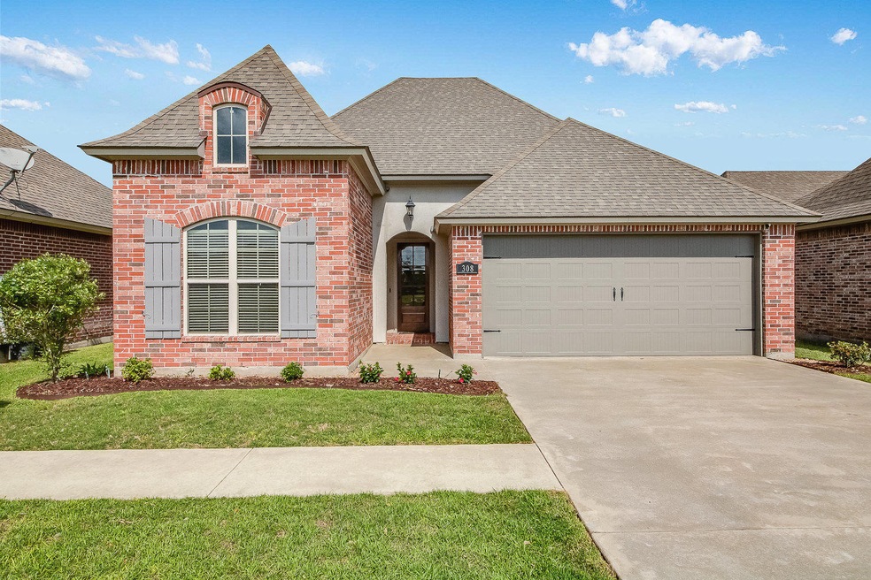308 Miramar Blvd-1