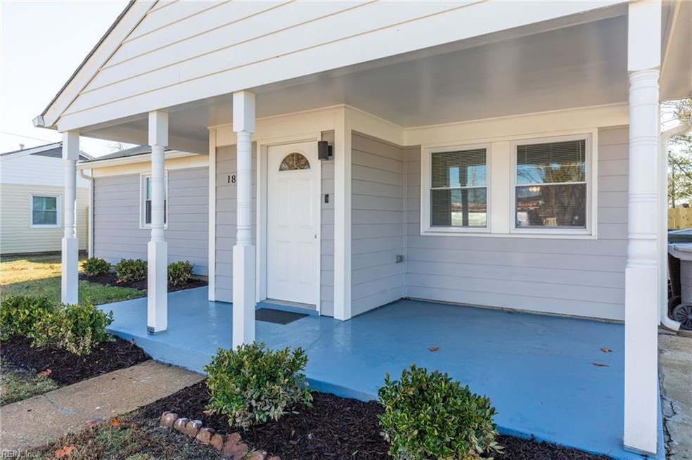 BEAUTIFUL ENERGY EFFICIENT, HARDY PLANK SIDING!