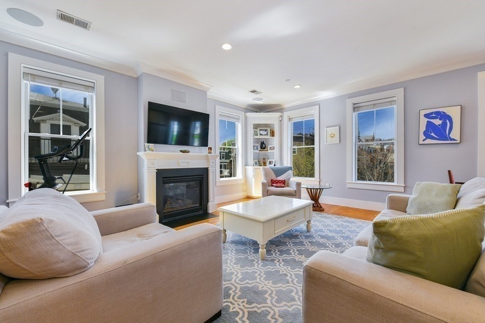 525 E 7th St unit 6, Boston, MA 02127 - photo 1