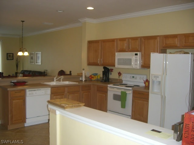 960 Hampton Cir, Naples, FL 34105 - photo 1