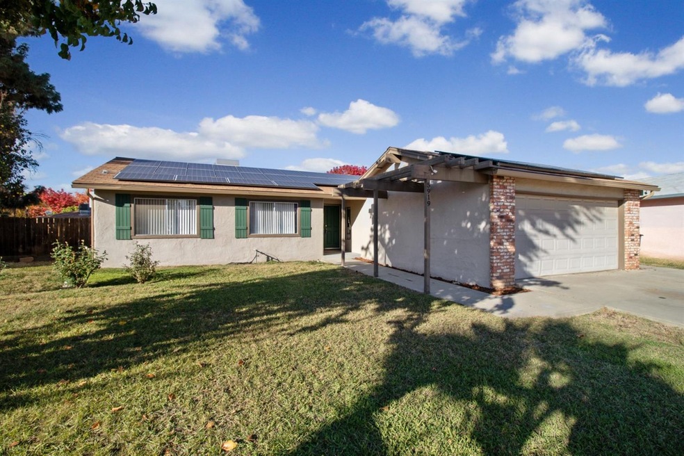 5919 E Saginaw Way, Fresno, CA 93727 - photo 1