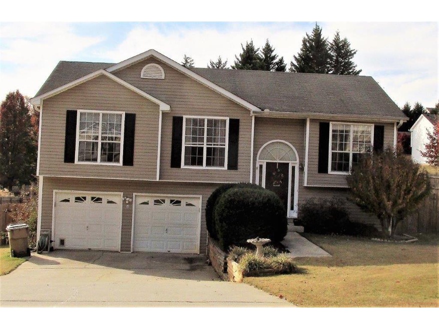 5043 Holly Hock Dr, Flowery Branch, GA 30542 - photo 1