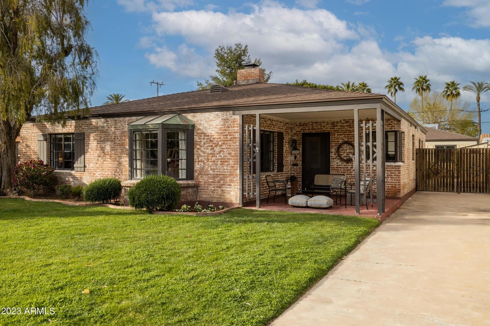 Fantastic Willo Curb Appeal