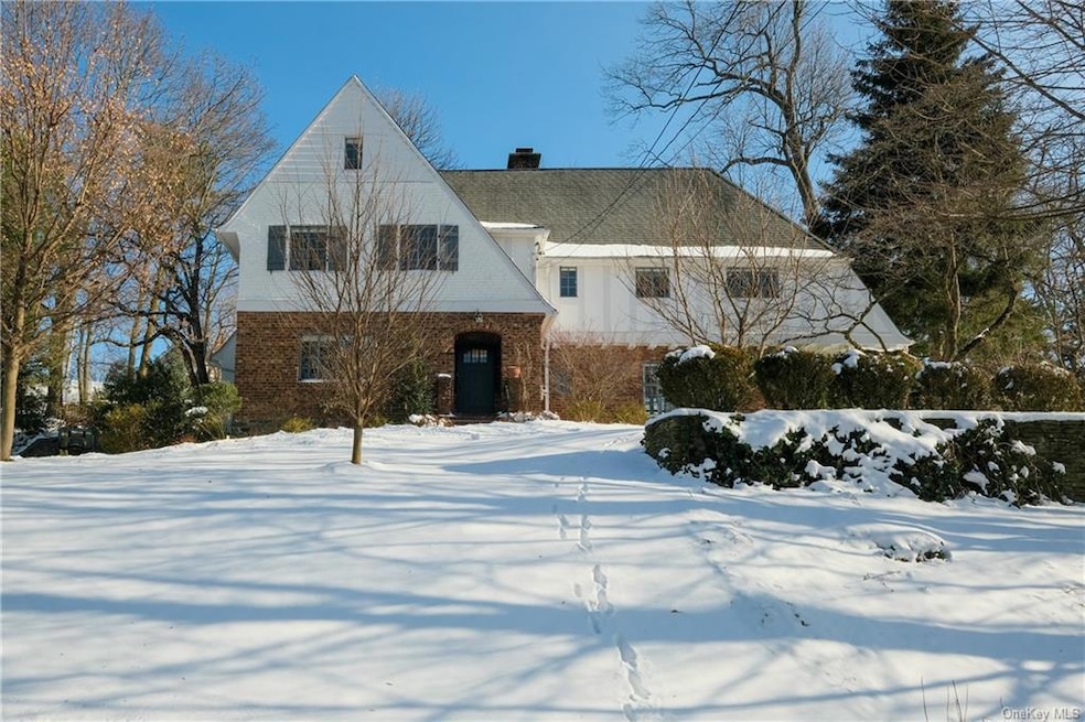 80 Summit Ave, Bronxville, NY 10708 - photo 1