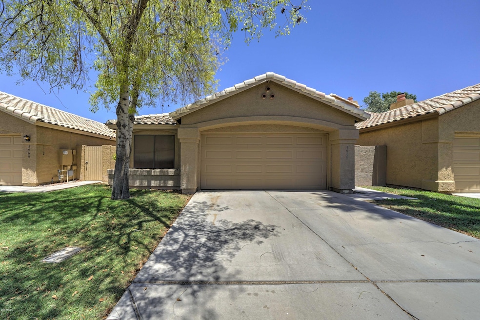 5958 W Drake Ct, Chandler, AZ 85226 - photo 1