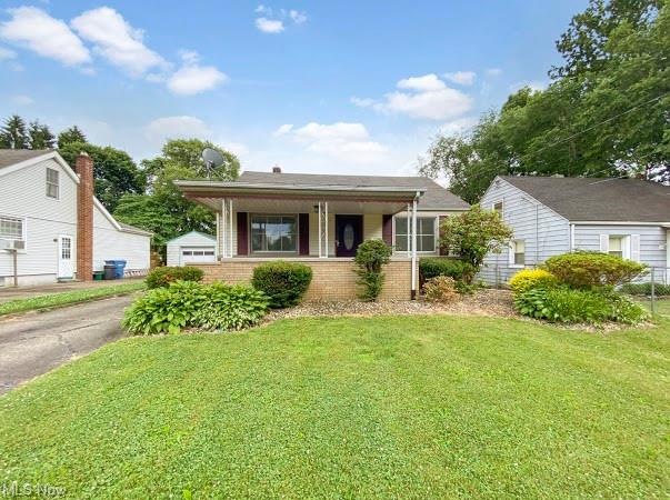 64 W Lewis St, Struthers, OH 44471 - photo 1