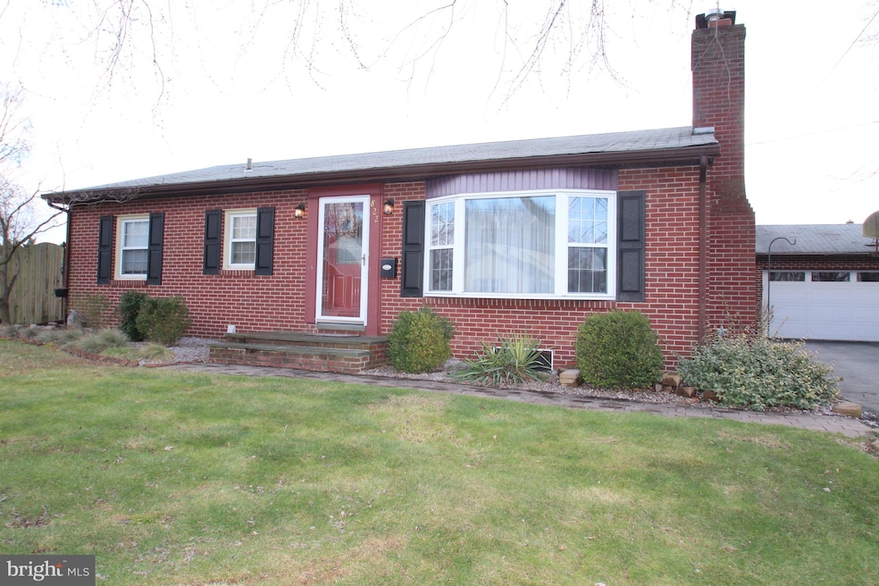 822 W 13th St, New Castle, DE 19720 - photo 1