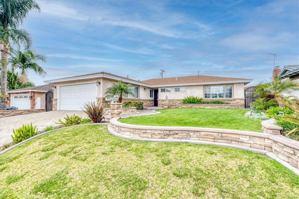 Sold $1,150,000 • Co-Listing Agent