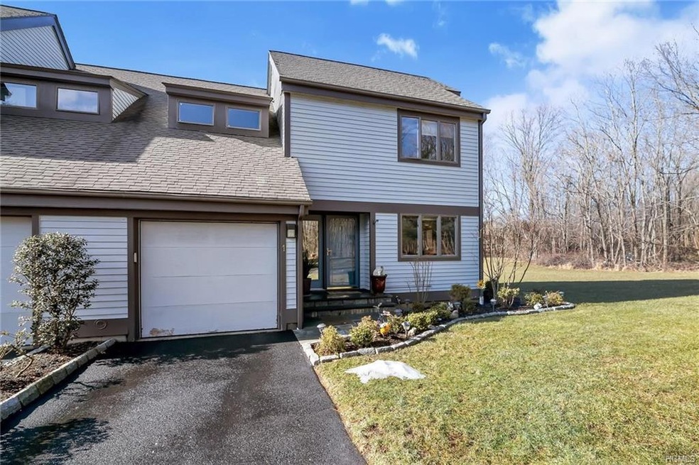 1 Lily Ct, Yorktown Heights, NY 10598 - photo 1