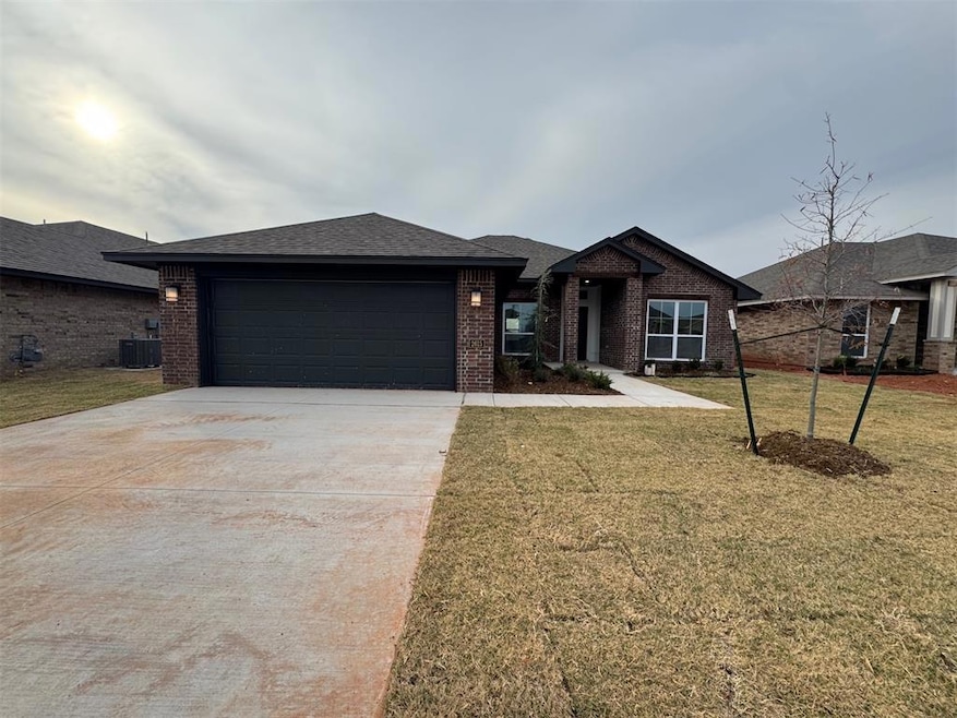 2615 Turtle Way, Midwest City, OK 73130 - photo 1