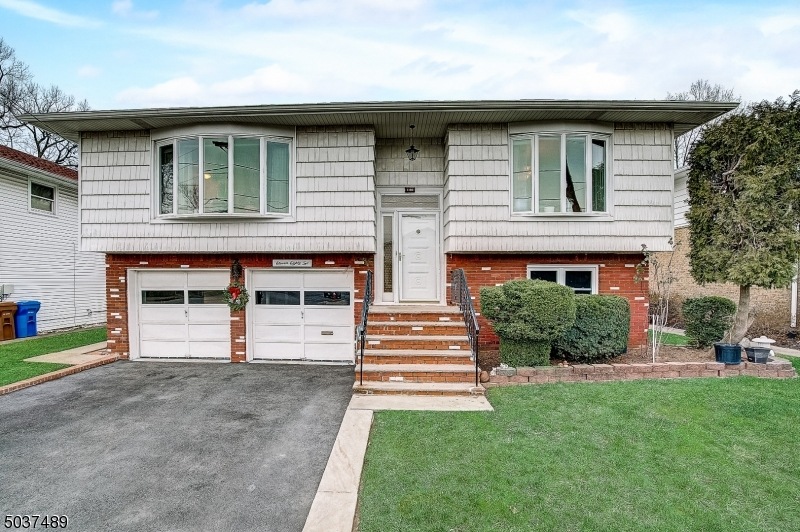 1182 Debra Dr, Linden, NJ 07036 - photo 1