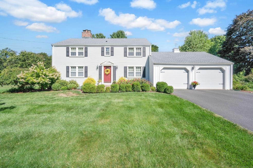 39 Cart Rd, Glastonbury, CT 06033 - photo 1