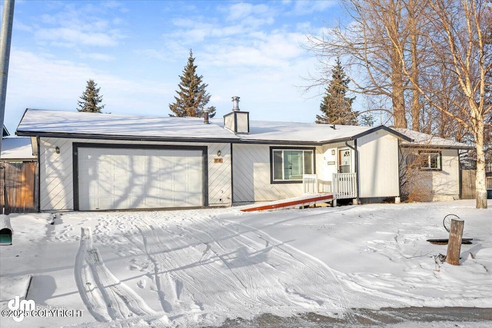 01-FRONT EXTERIOR_HVC_IMG_10