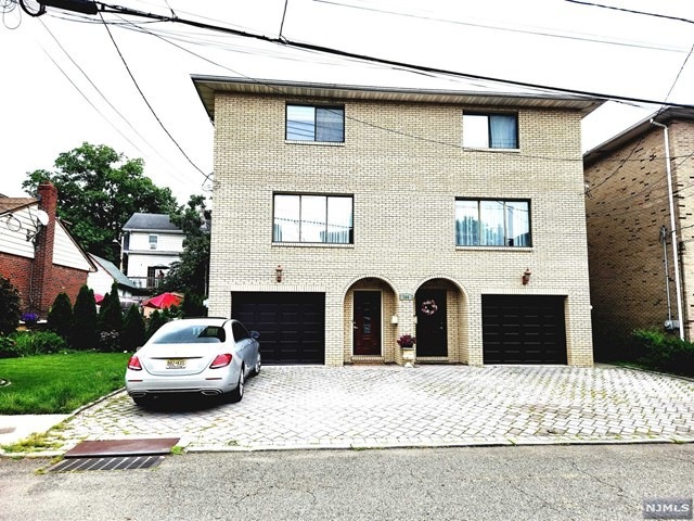766 W End Ave unit C0766, Cliffside Park, NJ 07010 - photo 1