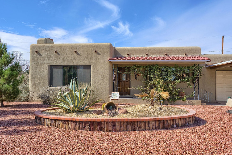 577 Riverdale St, El Paso, TX 79907 - photo 1