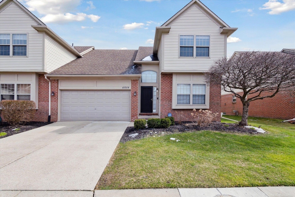 41104 Worthington unit Bldg 26, Unit 52, Clinton Township, MI 48038 - photo 1