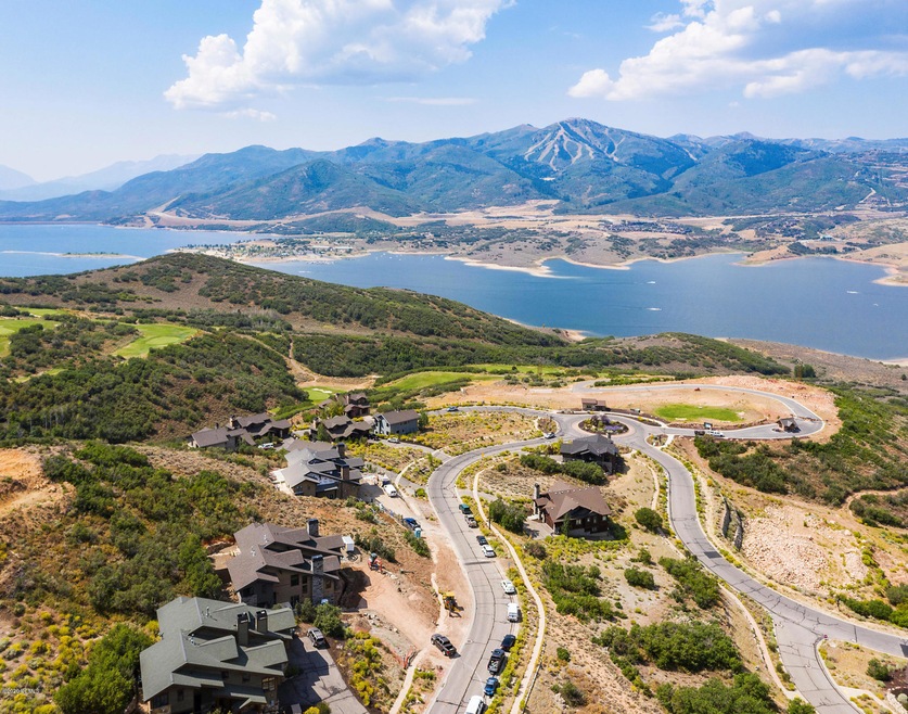 11109 N Shoreline Dr unit 4, Hideout, UT 84036 - photo 1