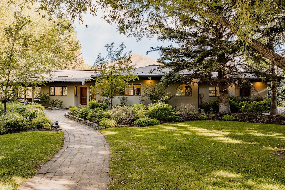 Under Contract $3,495,000