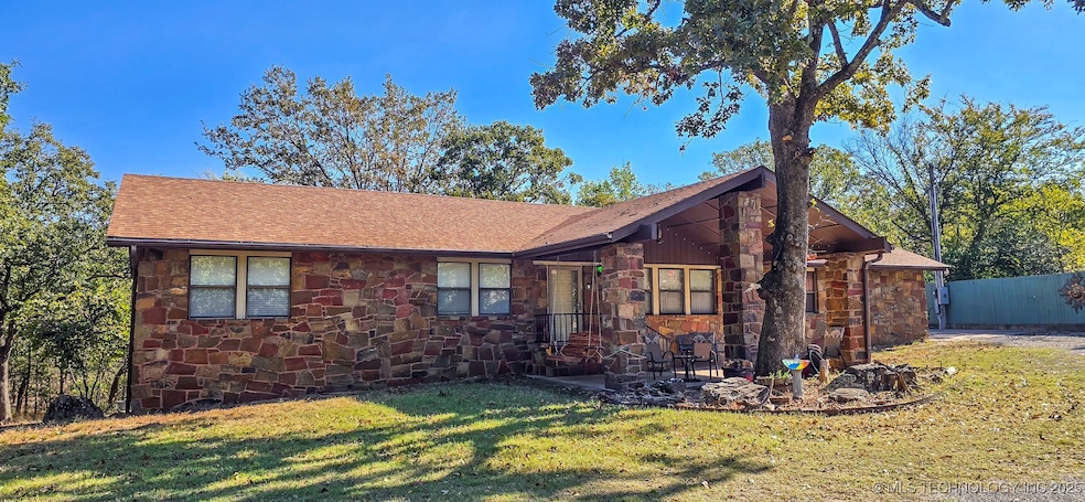 50 Channel Point Rd, Eufaula, OK 74432 - photo 1