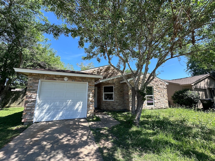 24218 Four Sixes Ln, Hockley, TX 77447 - photo 1