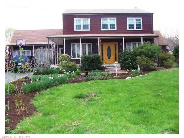 31 Circle Dr, Wallingford, CT 06492 - photo 1