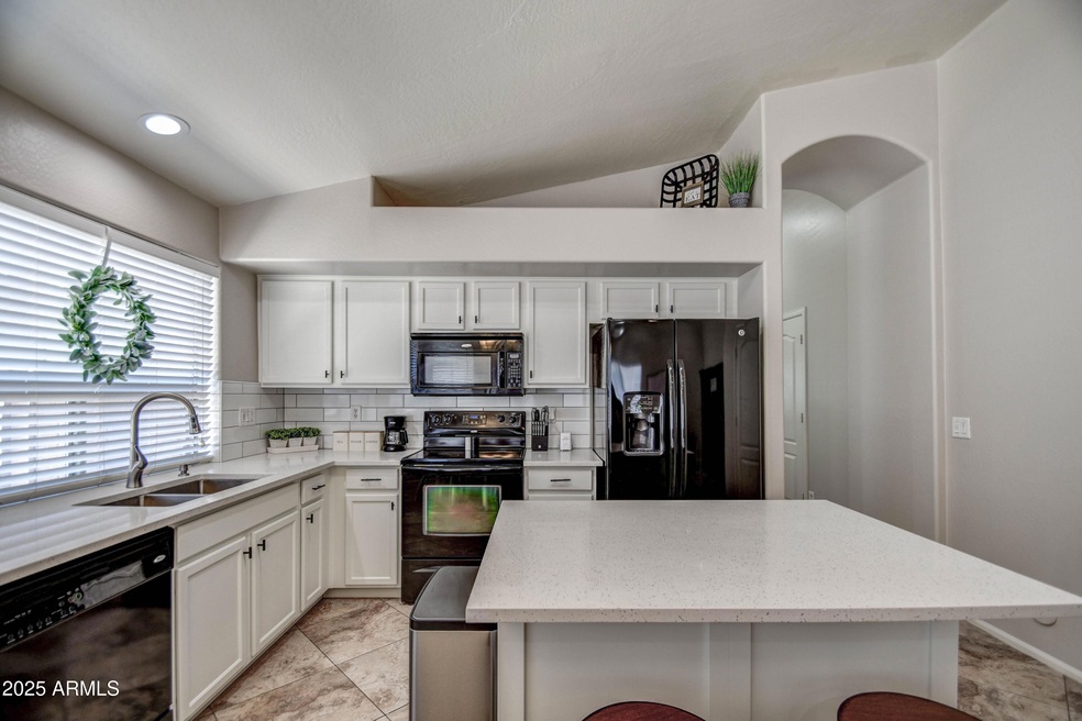 KITCHEN 4