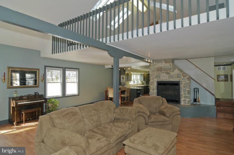 7146 Forest Ave, Hanover, MD 21076 - photo 1