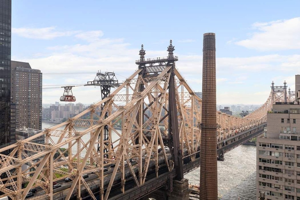 The Sovereign unit 21E, New York, NY 10022 - photo 1