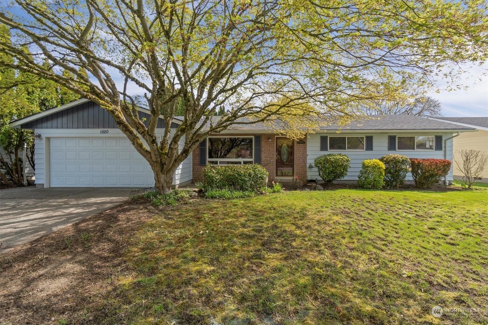 1520 31st Ave, Longview, WA 98632 - photo 1