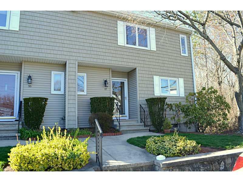 100 Hoffman Ave unit 17, Cranston, RI 02920 - photo 1