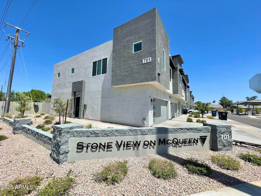 stoneviewmcqueenex - 1