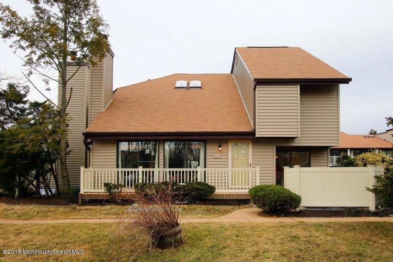 Front view w/private fence