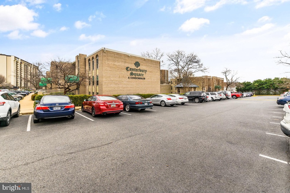 30 Canterbury Square unit 102, Alexandria, VA 22304 - photo 1