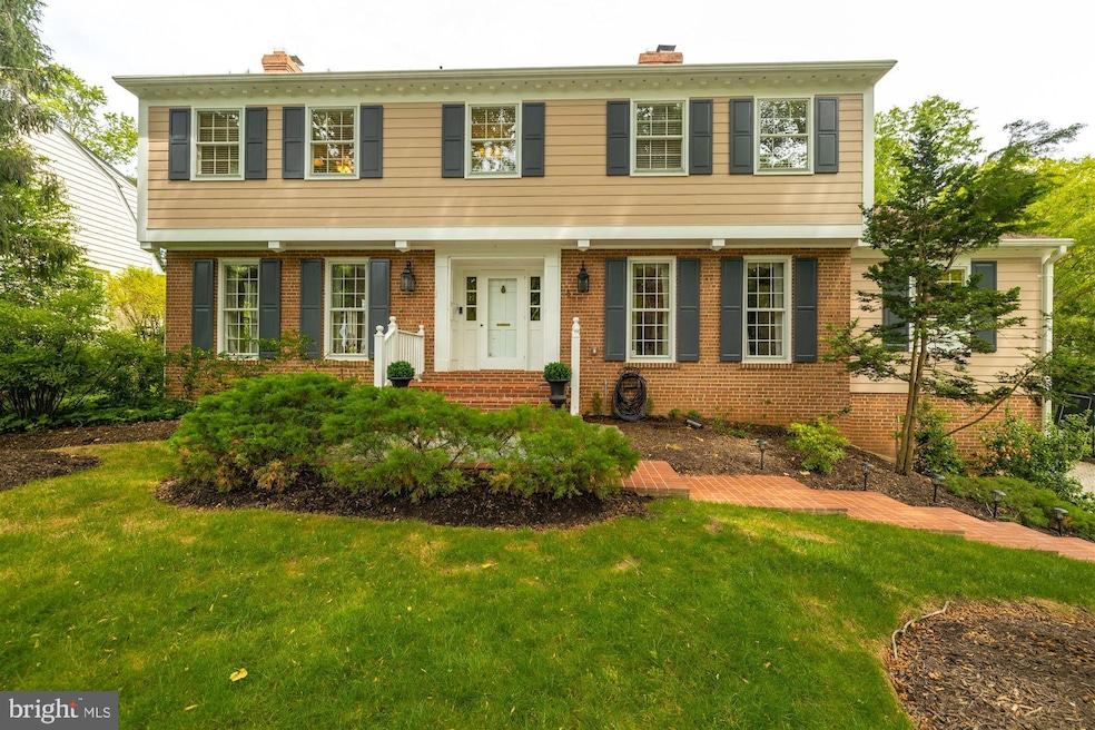 8109 Coach St, Potomac, MD 20854 - photo 1