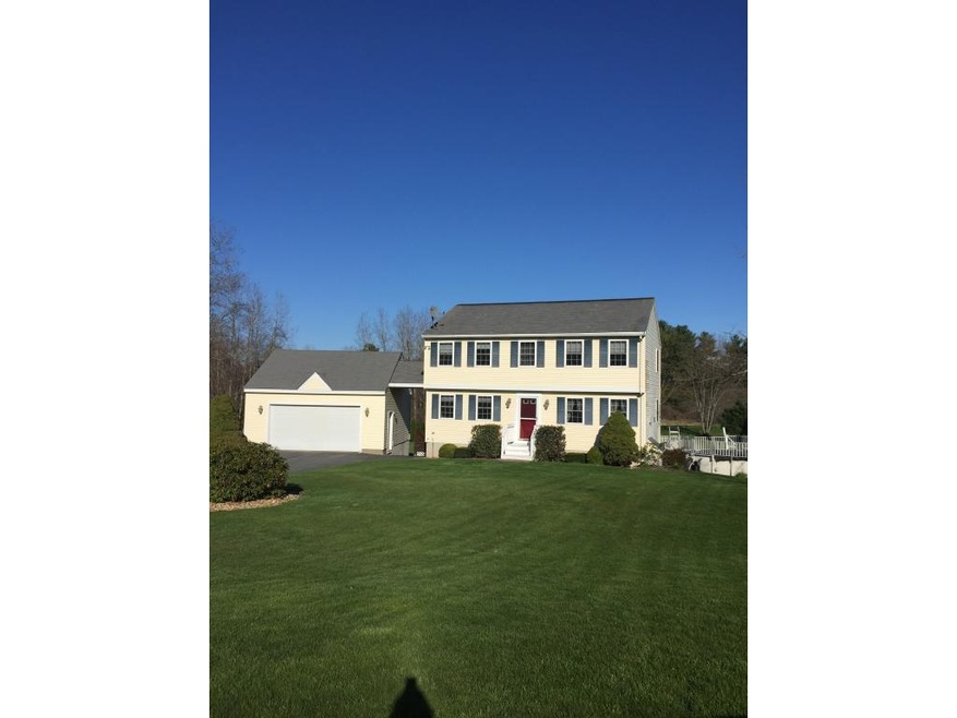 10 Pondview Dr, Pelham, NH 03076 - photo 1