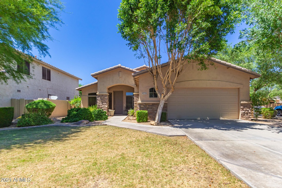 1684 E Park Ave, Gilbert, AZ 85234 - photo 1