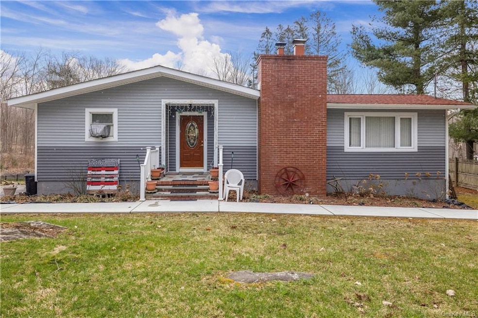 60 Kent Shore Dr, Carmel, NY 10512 - photo 1