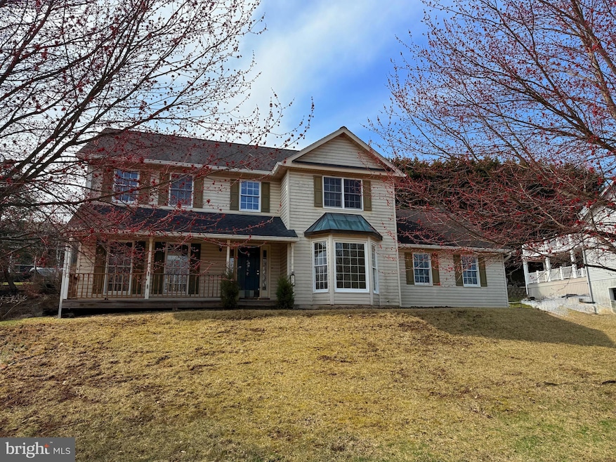 62 Sycamore Dr, Reading, PA 19606 - photo 1