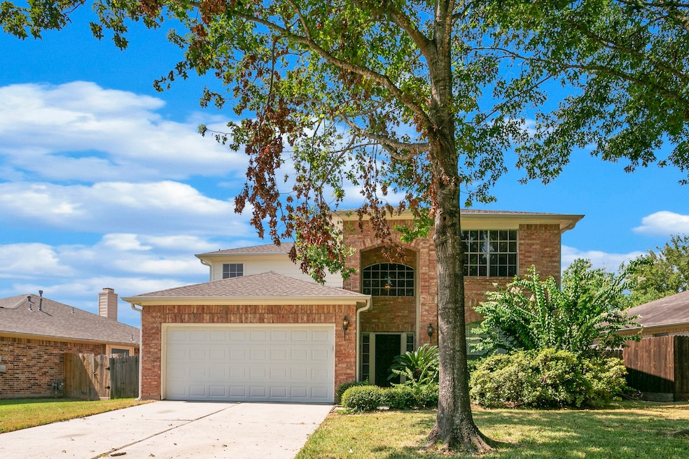 Welcome home to   6206 Knollwood Trail!