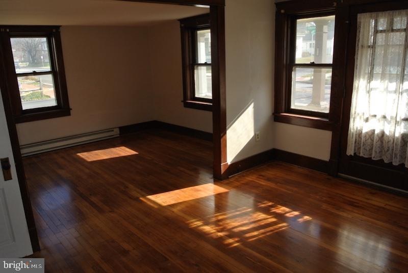 131 E Simpson St, Mechanicsburg, PA 17055 - photo 1