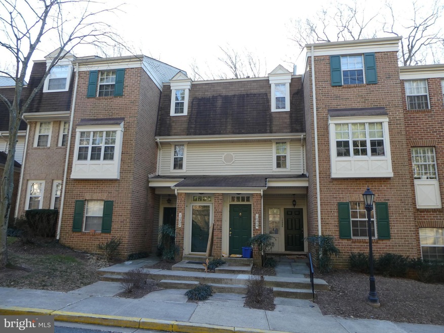 10456 Parthenon Ct unit A, Bethesda, MD 20817 - photo 1