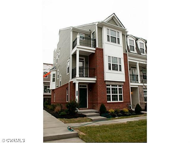 3908 Village Townes Walk unit 33, Glen Allen, VA 23060 - photo 1