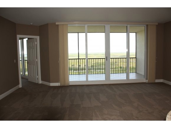 Spacious Floor Plan