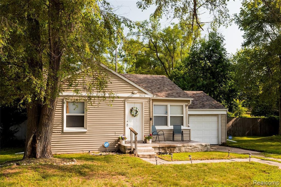 20210 Westhampton Ave, Southfield, MI 48075 - photo 1