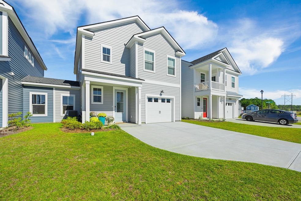 302 Chapman Cir, Goose Creek, SC 29445 - photo 1