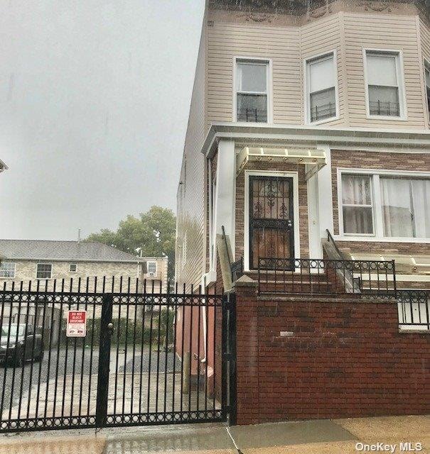 Sold $995,000 • Co-Listing Agent