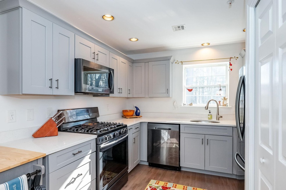 2 Tampa Dr unit D3, Rochester, NH 03867 - photo 1